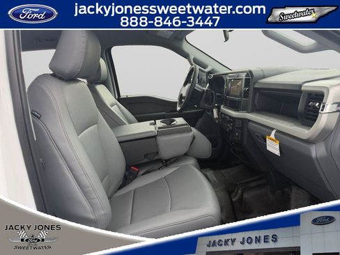 New 2026 Ford F250 XL w/ XL Chrome Package AWD/4WD image 15