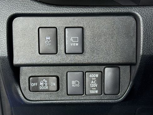 Certified 2021 Toyota Tacoma TRD Off-Road w/ TRD Premium Off Road Package AWD/4WD image 10