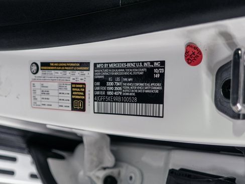 Used 2024 Mercedes-Benz GLS 450 4MATIC image 40