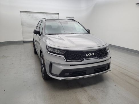 Used 2023 Kia Sorento EX w/ Panoramic Sunroof Package FWD image 14