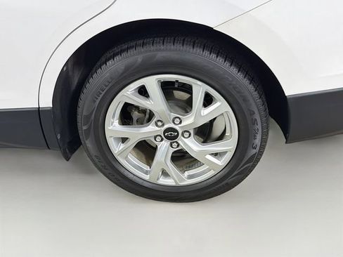 Used 2018 Chevrolet Equinox LT FWD image 30