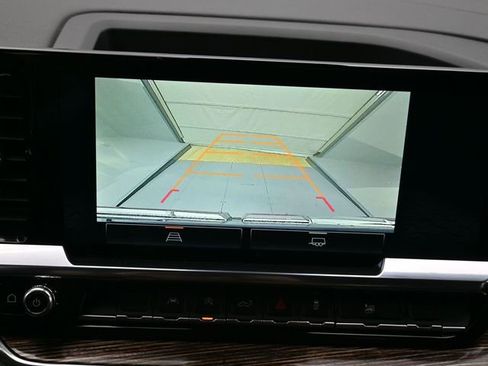 Used 2024 GMC Sierra 1500 Elevation image 20