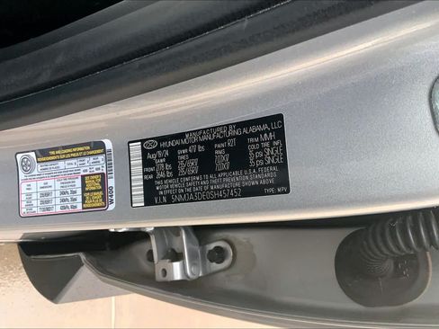 Used 2025 Hyundai Tucson SE FWD image 33