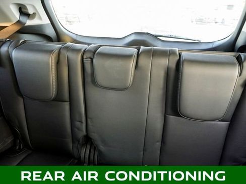 Used 2023 Subaru Ascent Limited image 10