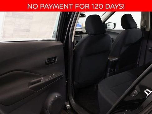 New 2025 Nissan Kicks Play S image 21