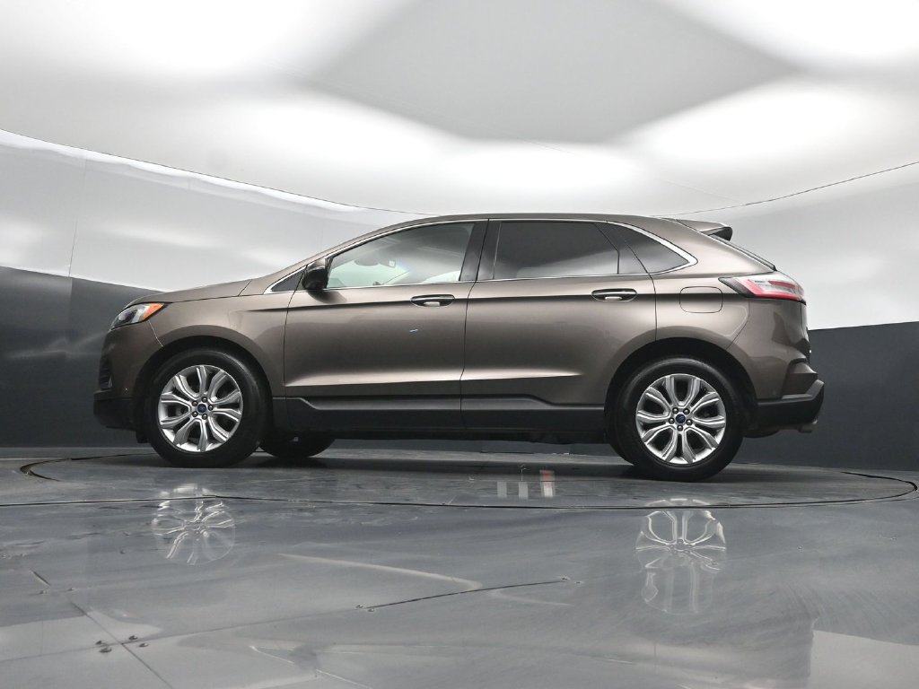 Used 2019 Ford Edge Titanium w/ Equipment Group 301A FWD image 51