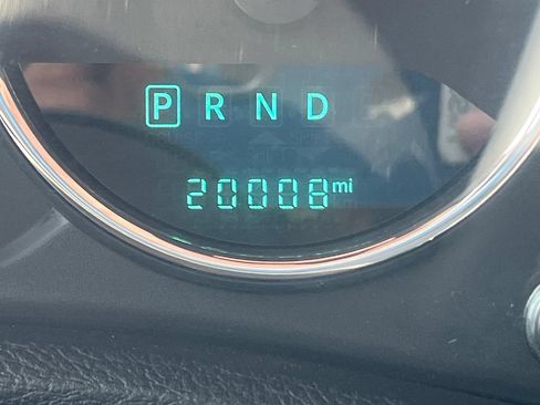 Used 2018 Jeep Wrangler Sahara w/ Connectivity Group AWD/4WD image 20