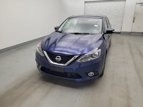 Used 2017 Nissan Sentra SR w/ SR Premium Technology Package FWD image 15