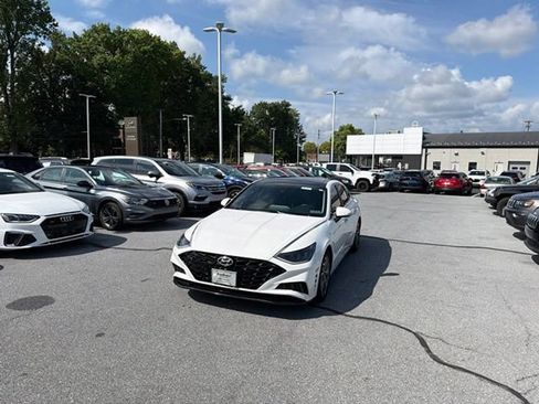 Certified 2022 Hyundai Sonata SEL w/ Convenience Package FWD image 2