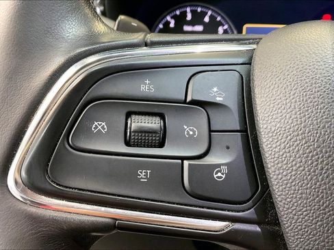 Used 2023 Buick Envision Essence w/ Sport Touring Package FWD image 12