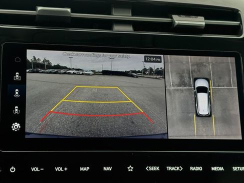 Used 2024 Hyundai Tucson Limited FWD image 21