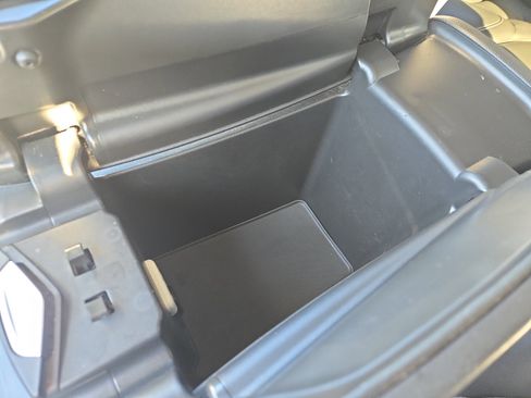 Used 2019 Buick Envision Premium w/ Driver Confidence Package image 23