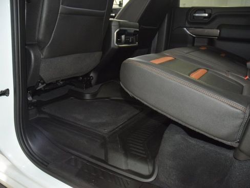 Used 2022 GMC Sierra 2500 AT4 w/ Gooseneck/5TH Wheel Package image 45