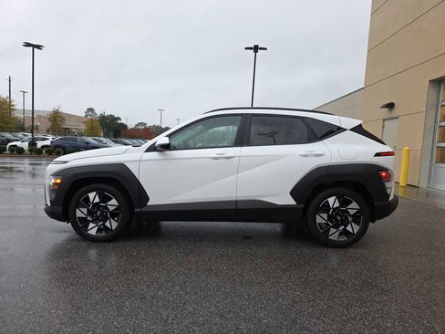 New 2025 Hyundai Kona SEL image 4
