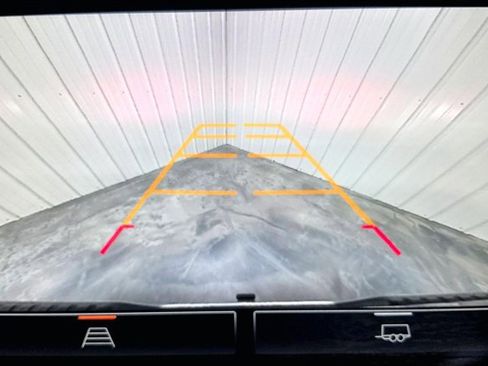 Used 2024 GMC Sierra 1500 SLT image 21