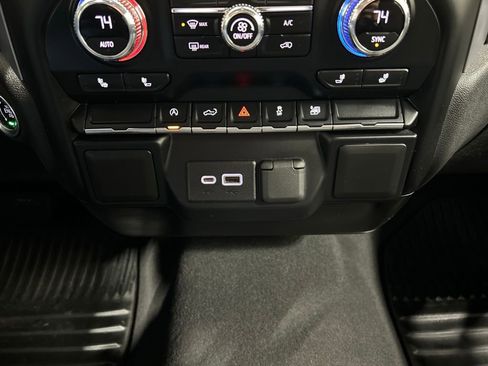 Used 2021 GMC Sierra 1500 Elevation AWD/4WD image 25