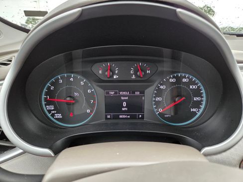 Used 2024 Chevrolet Malibu LT FWD image 10