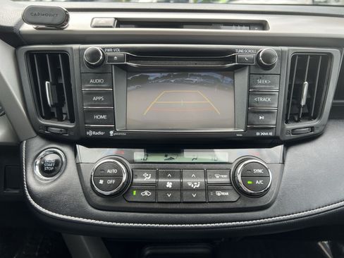 Used 2017 Toyota RAV4 XLE w/ Plus Extra Value Package AWD/4WD image 18