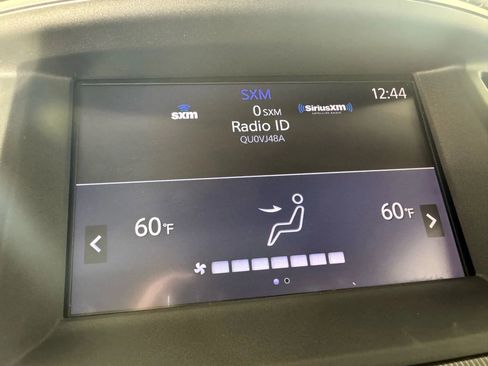 Used 2018 INFINITI QX60 Luxe image 19