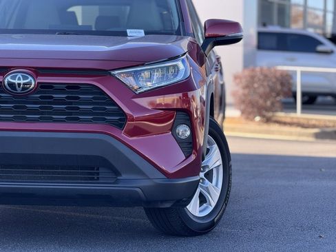 Used 2021 Toyota RAV4 XLE image 4