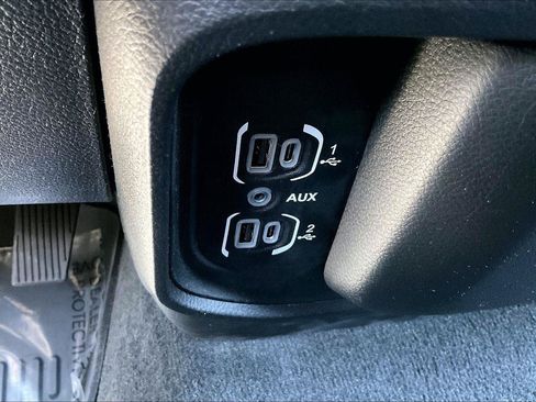 Used 2022 RAM 1500 Big Horn AWD/4WD image 31