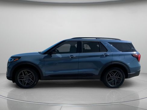 New 2026 Ford Explorer ST-Line image 15