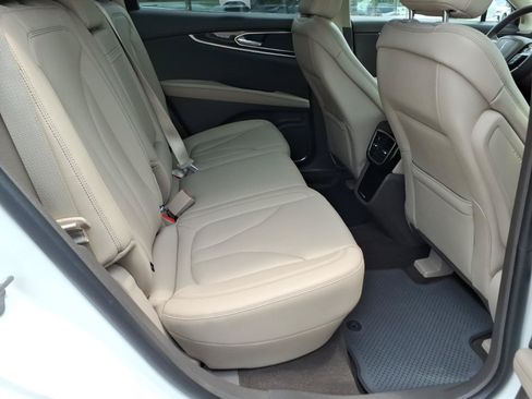 Certified 2023 Lincoln Nautilus AWD w/ Premium Package image 27