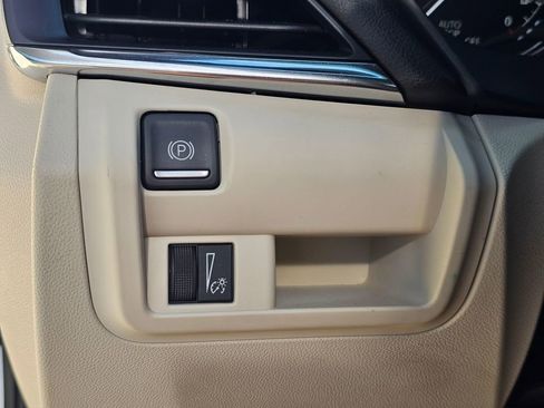 Certified 2025 Cadillac CT4 Luxury AWD/4WD image 24