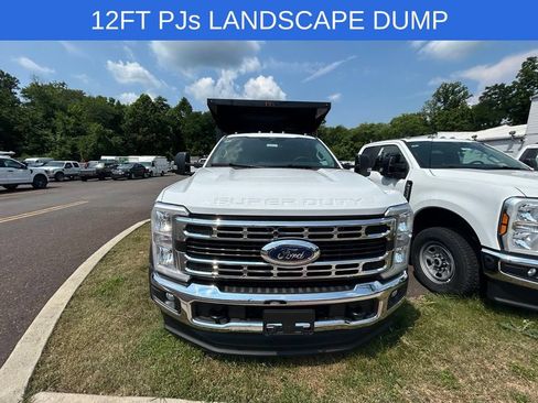 New 2026 Ford F550 4x4 Crew Cab image 3