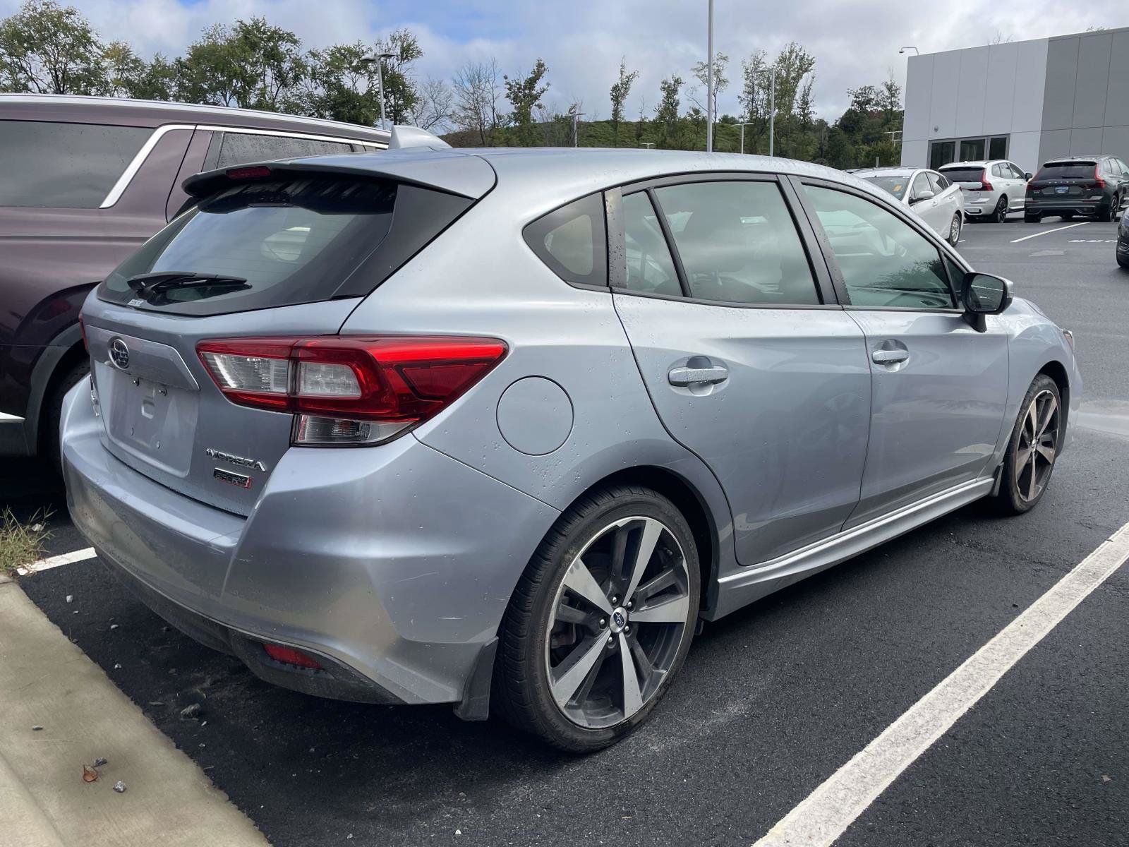 Used 2017 Subaru Impreza 2.0i Sport AWD/4WD image 4