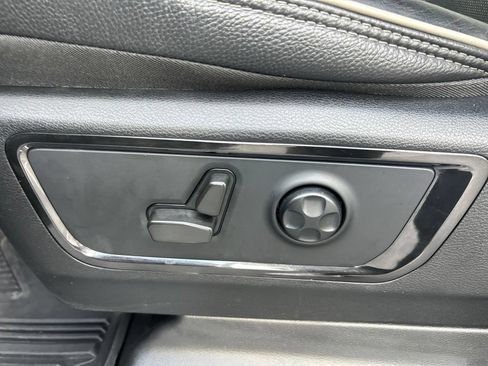 Used 2022 RAM 1500 Limited AWD/4WD image 65