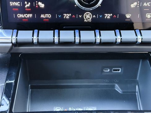 New 2026 GMC Yukon Elevation AWD/4WD image 24
