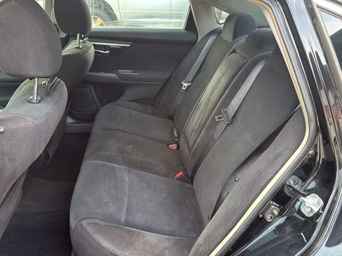 Used 2013 Nissan Altima 2.5 SV FWD image 16