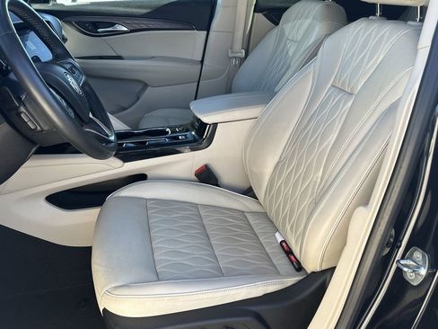 Used 2021 Buick Envision Avenir w/ Technology Package II image 21