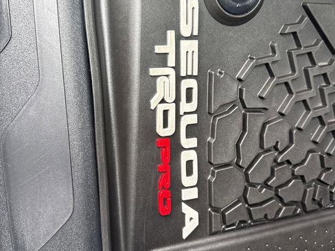 Used 2025 Toyota Sequoia TRD Pro AWD/4WD image 20