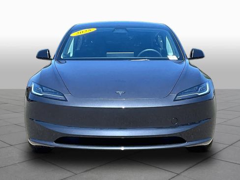 Used 2025 Tesla Model 3 RWD image 3