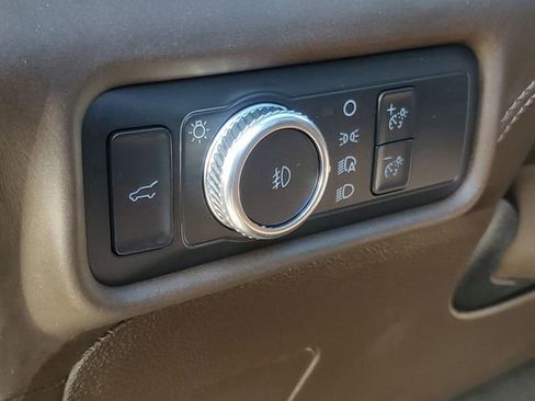 Used 2022 Ford Explorer King Ranch w/ Technology Package AWD/4WD image 10