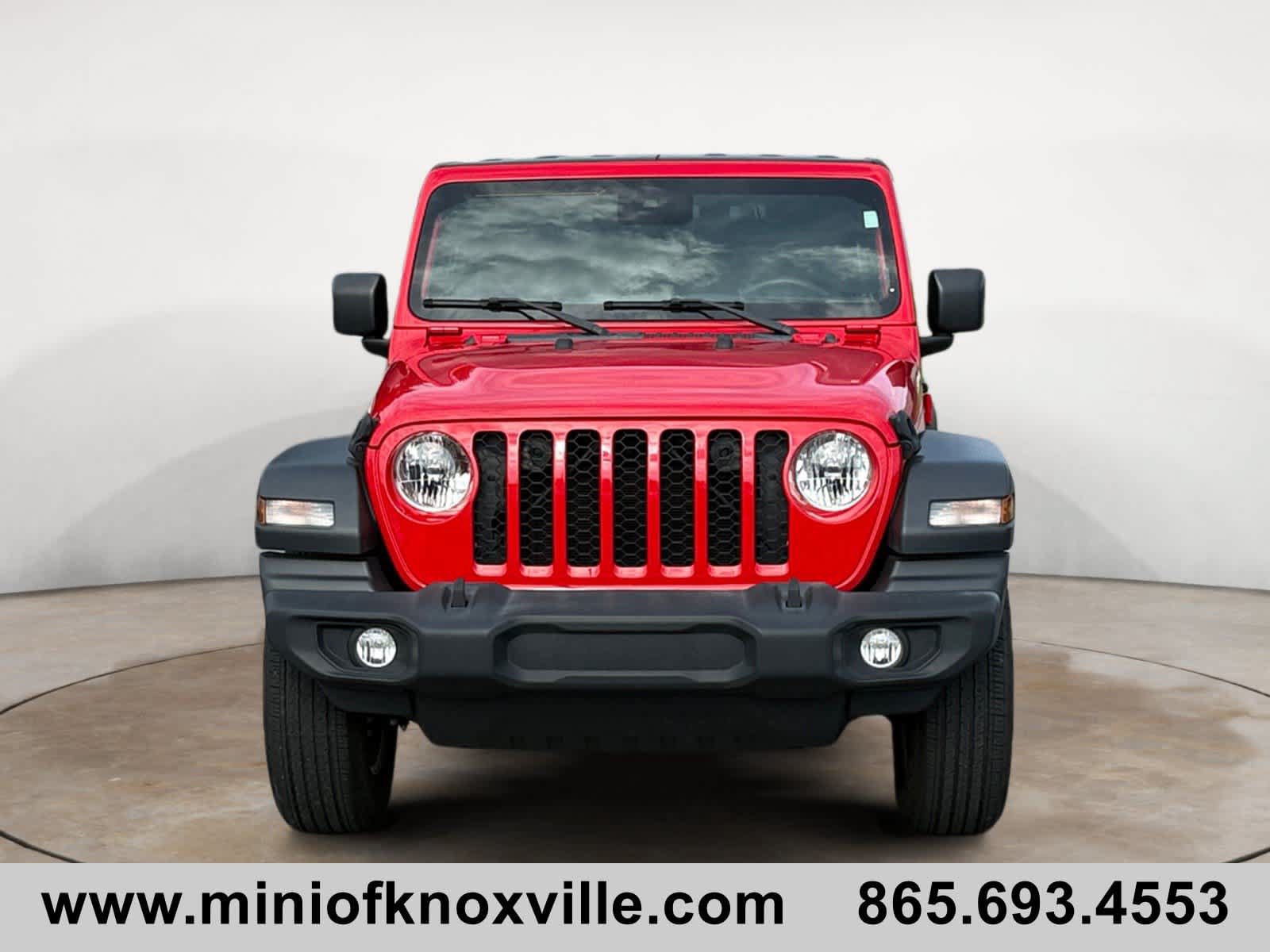 Used 2024 Jeep Wrangler Sport AWD/4WD image 8