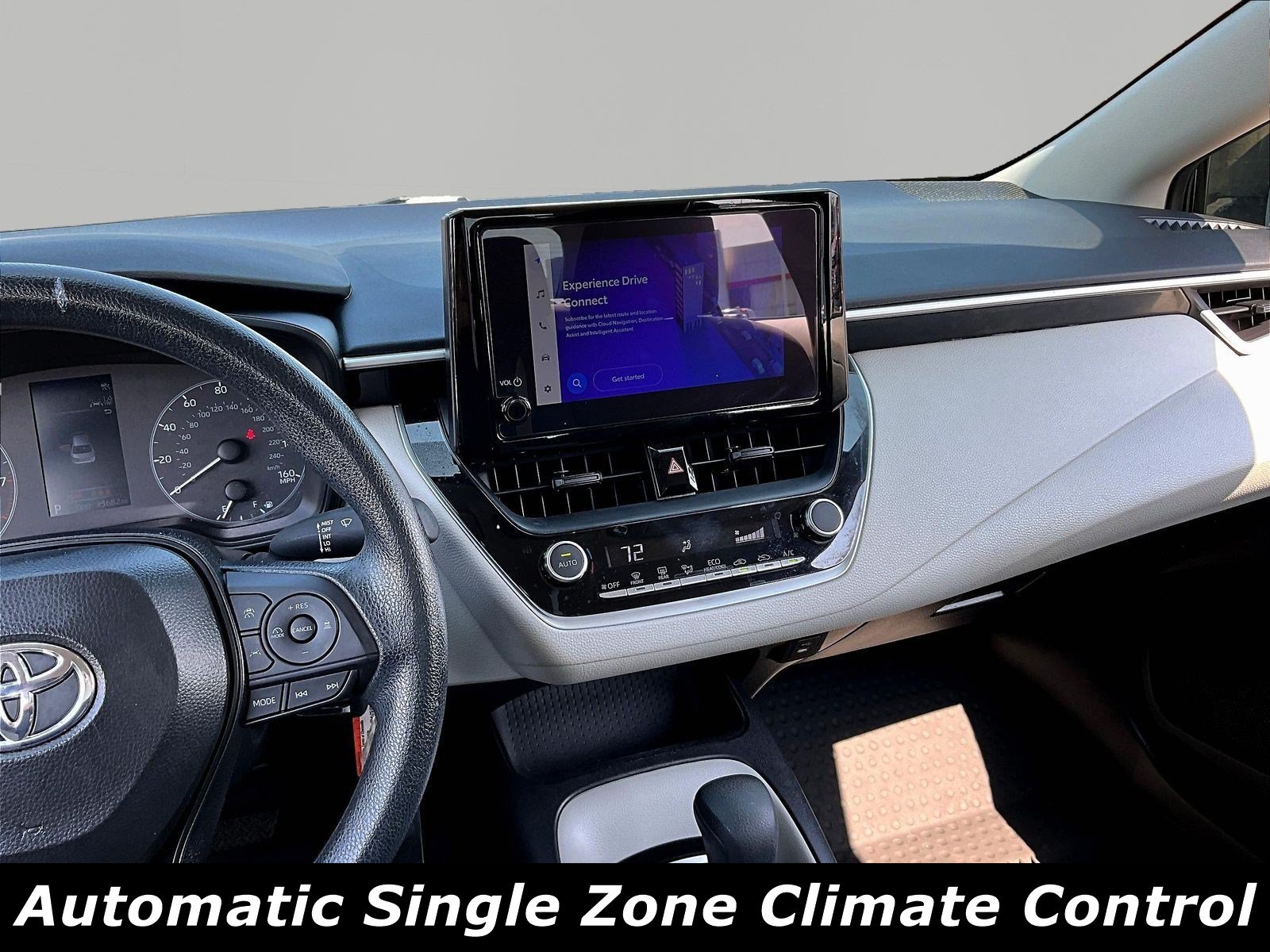 Used 2025 Toyota Corolla LE FWD image 9