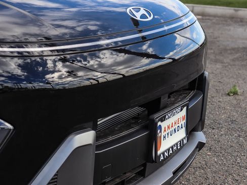 New 2026 Hyundai Kona SEL Premium image 5