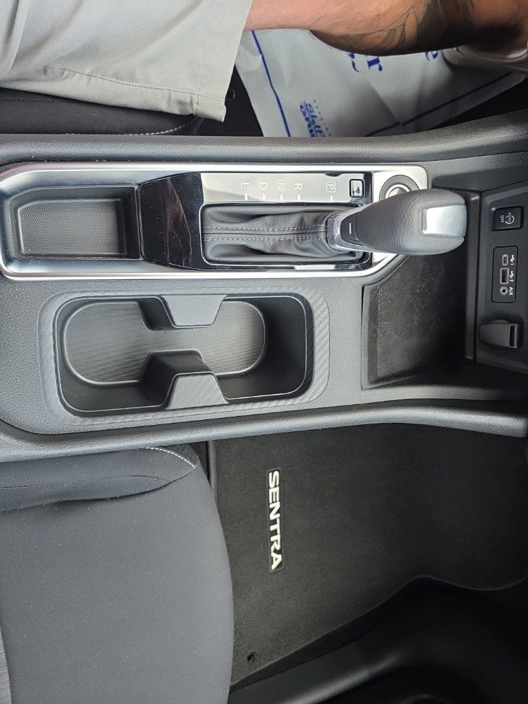Used 2025 Nissan Sentra SV w/ Trunk Package FWD image 25