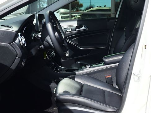 Used 2018 Mercedes-Benz GLA 250 w/ AMG Line Exterior image 37