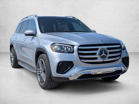 Certified 2024 Mercedes-Benz GLS 450 4MATIC image 3