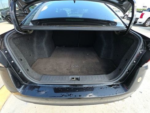 Used 2021 Nissan Versa SR image 26