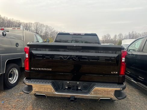 Used 2019 Chevrolet Silverado 1500 LTZ w/ LTZ Plus Package image 5