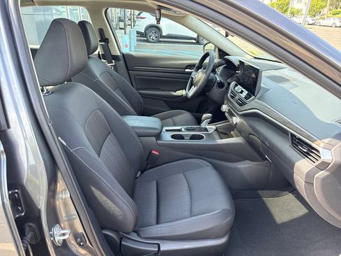 Certified 2025 Nissan Altima 2.5 SV w/ SV Special Edition Package FWD image 27