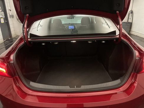 Used 2020 Chevrolet Malibu Premier FWD image 19