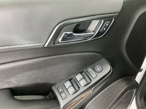 Used 2020 Chevrolet Tahoe LS w/ Enhanced Driver Alert Package AWD/4WD image 11