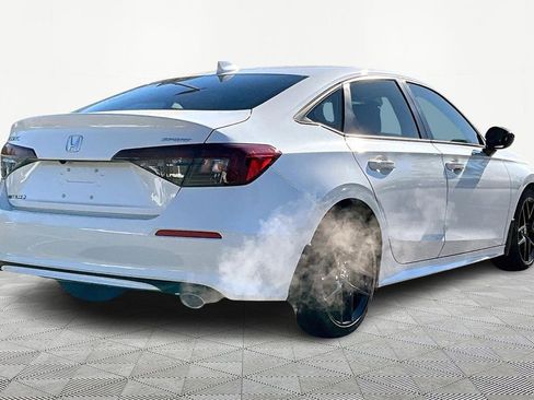 Certified 2025 Honda Civic Sport image 5