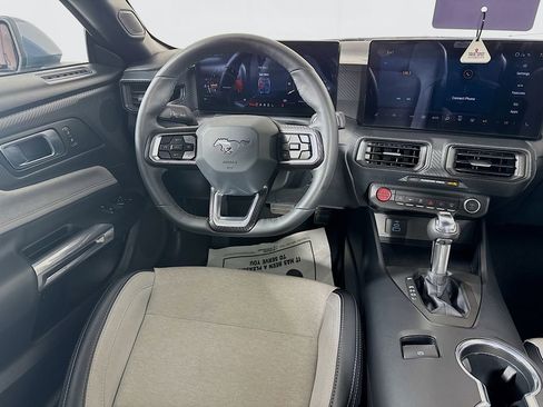 Used 2024 Ford Mustang Coupe image 25